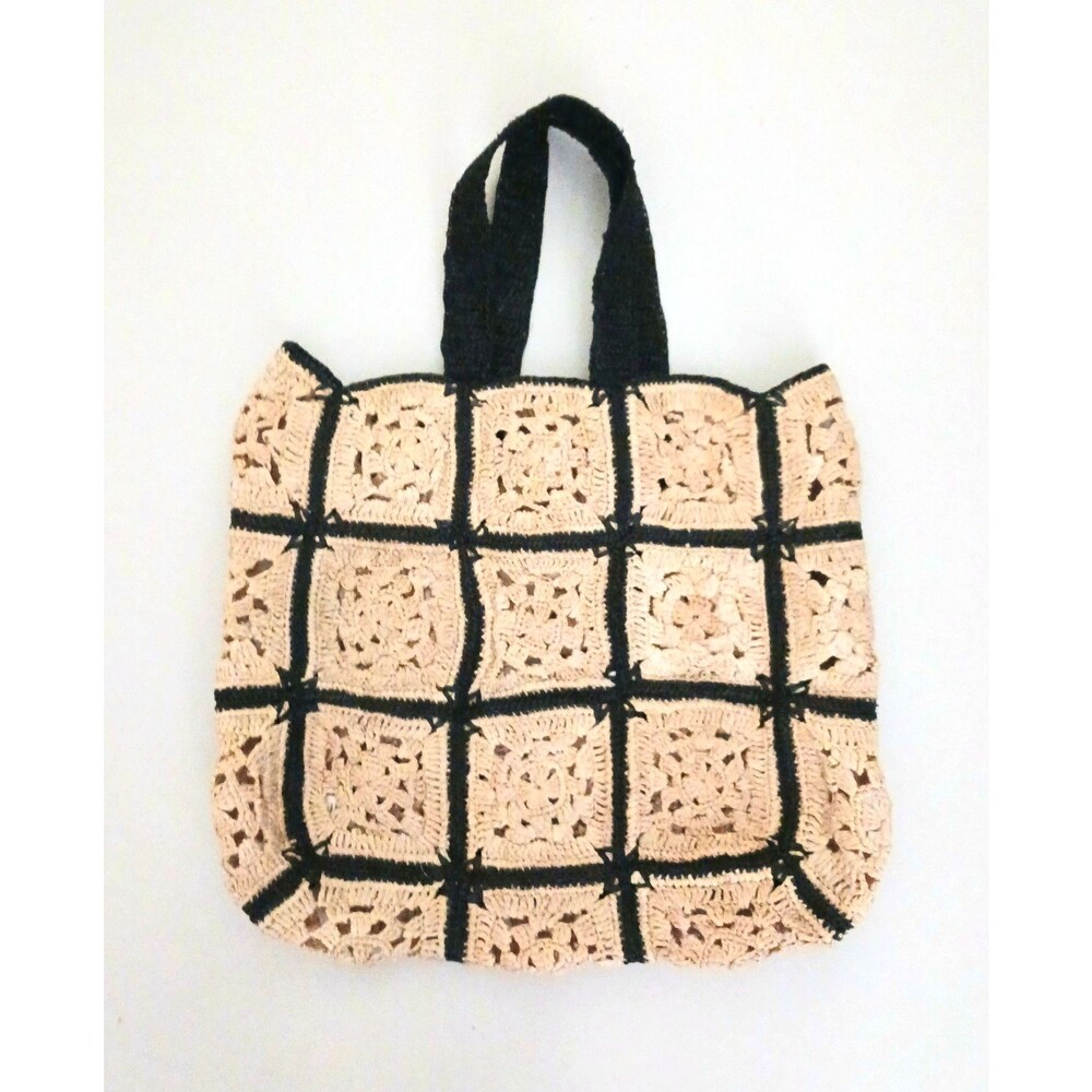 BTB Los Angeles Lg Crochet Raffia Tote Bag Natural/Black Made Madagascar 18X14